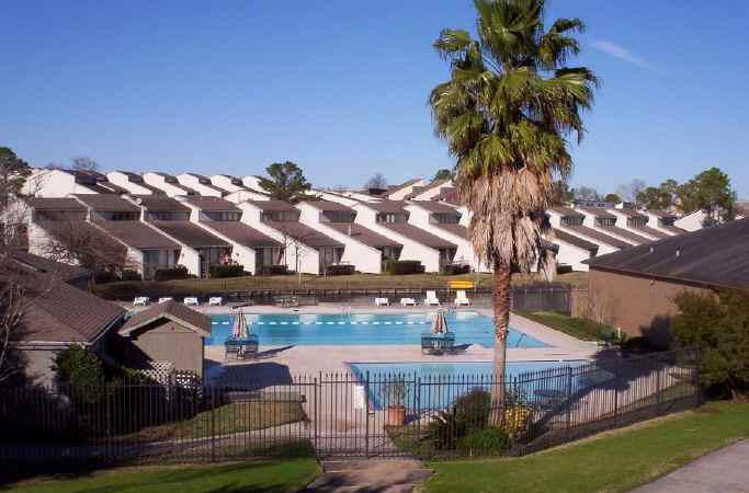 The Lake Conroe area of Willis, Conroe and Montogomery offers the top Condo and Townhome options.